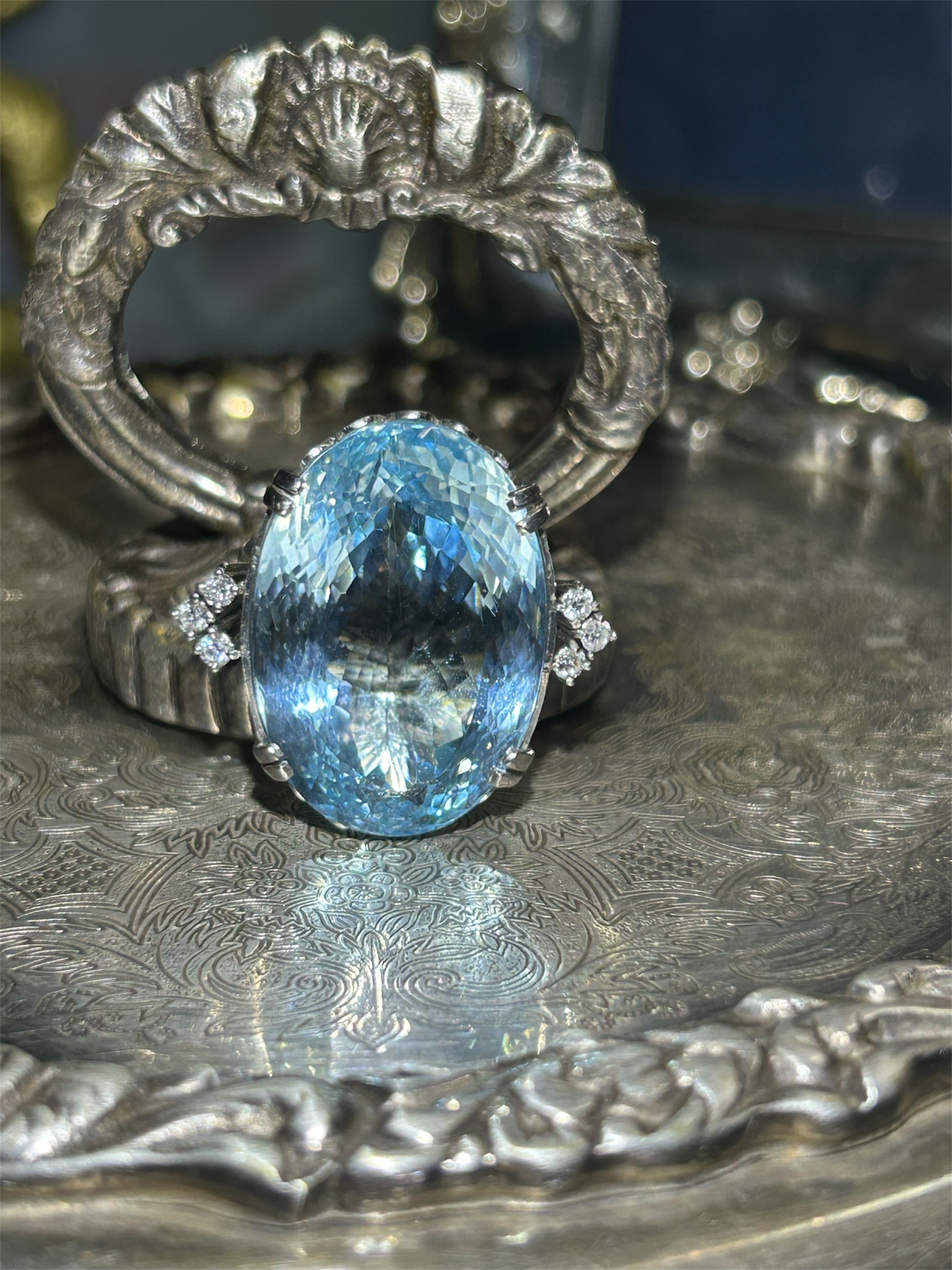 Aquamarine and diamond ring